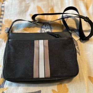 Coach messengers bag. Like new!